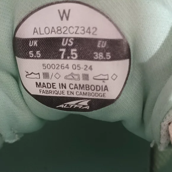 Altra Women's Mint Green Ultra Light Athletic Running Shoes Sz 7.5 - Picture 11 of 11